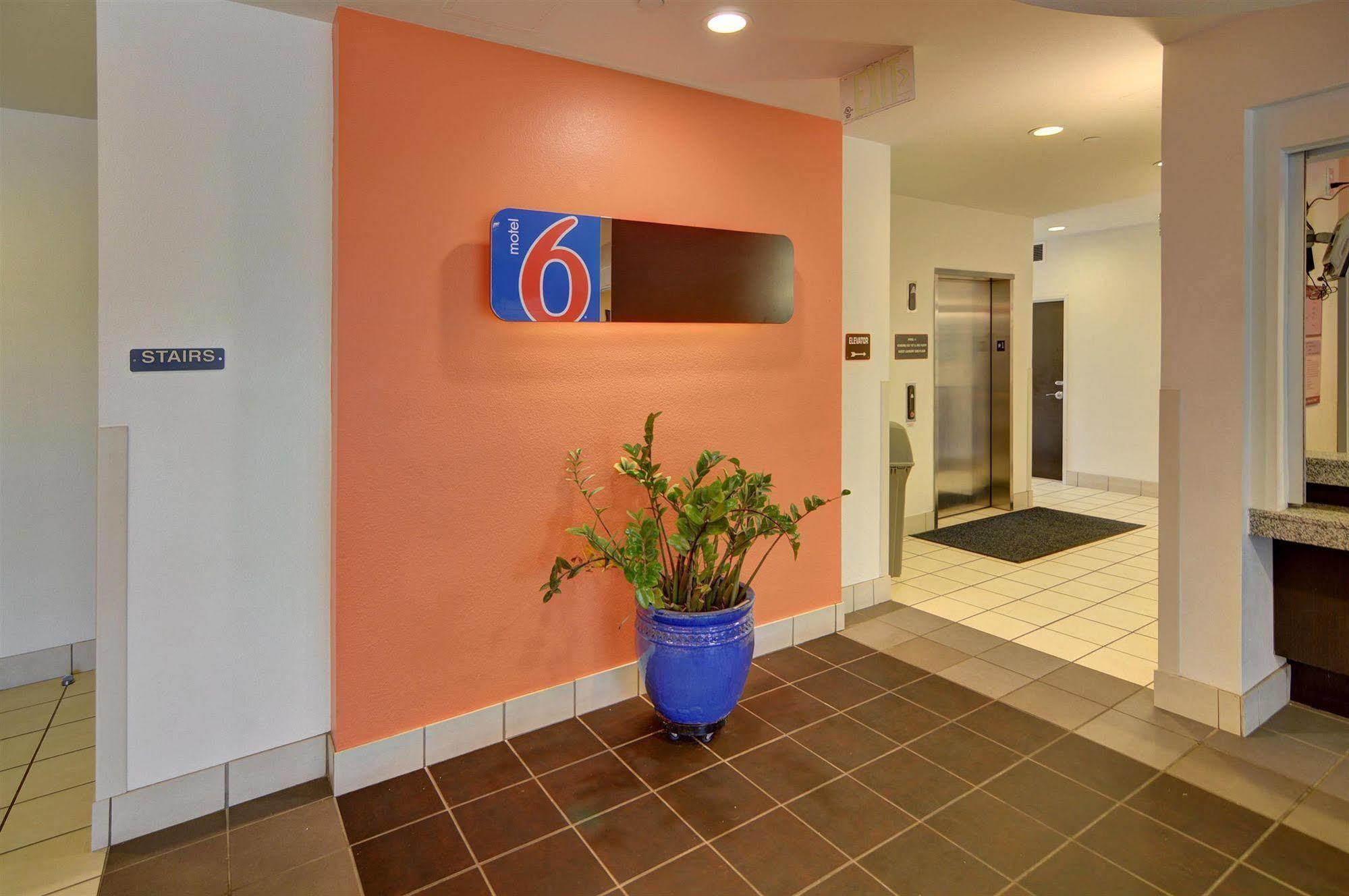 Motel 6-Roanoke, Tx - Northlake - Speedway Exterior photo