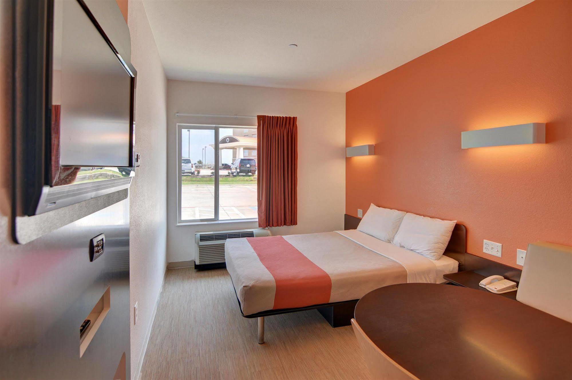 Motel 6-Roanoke, Tx - Northlake - Speedway Exterior photo